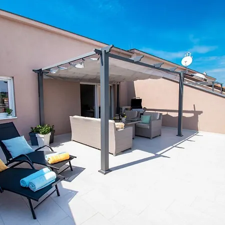 Apartments Megy Mit Meerblick In Medulin,Istrien Exterior photo