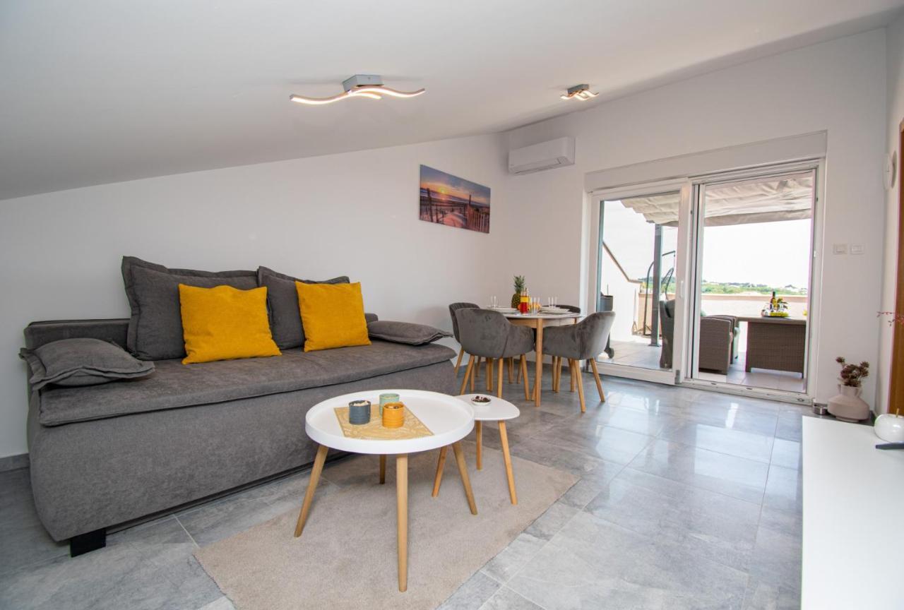Megy Mit Meerblick In Medulin,istrien Apartment